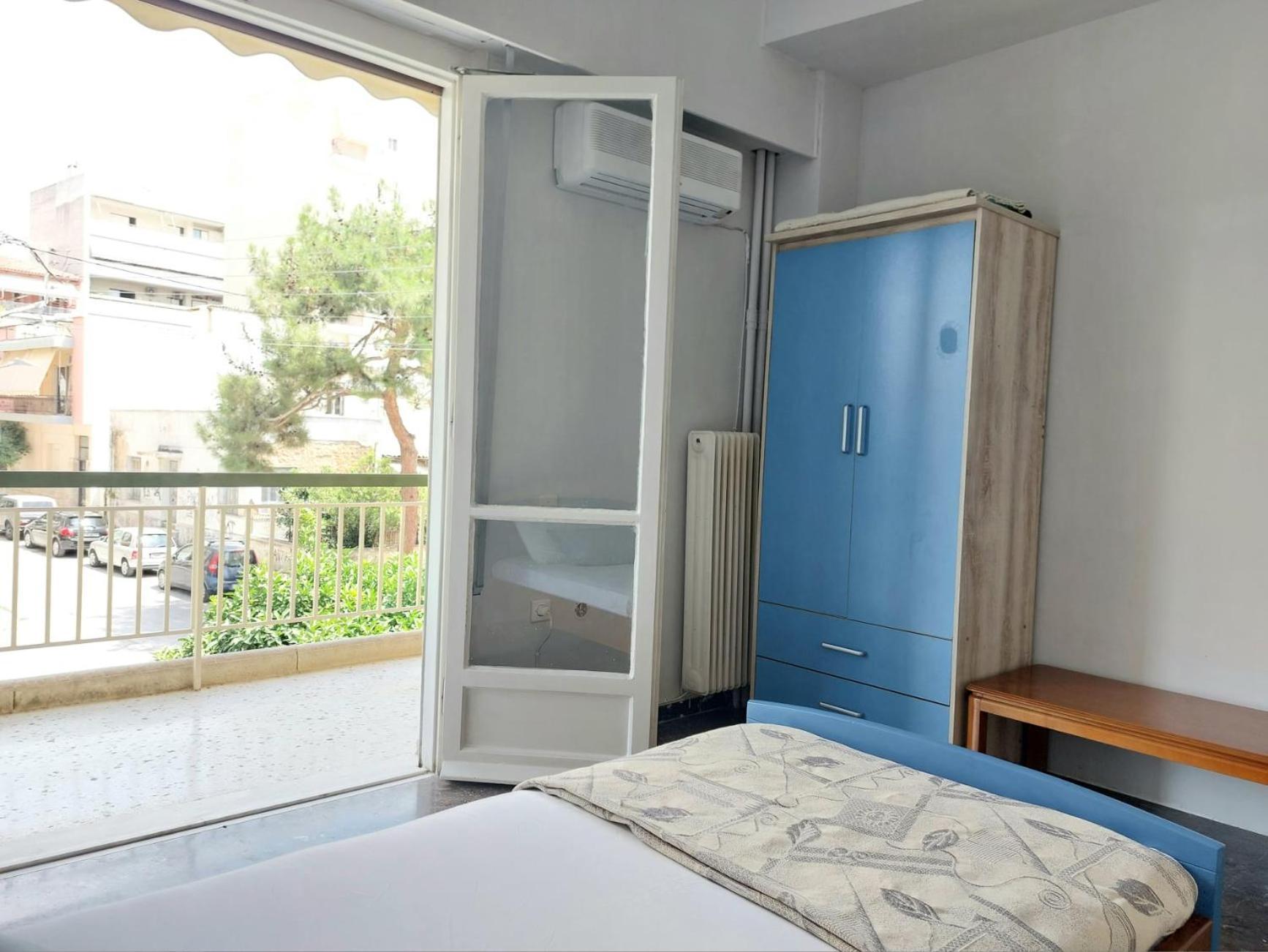 Δωμάτια σε οικογενειακή κατοικία για χαλάρωση με θέα *